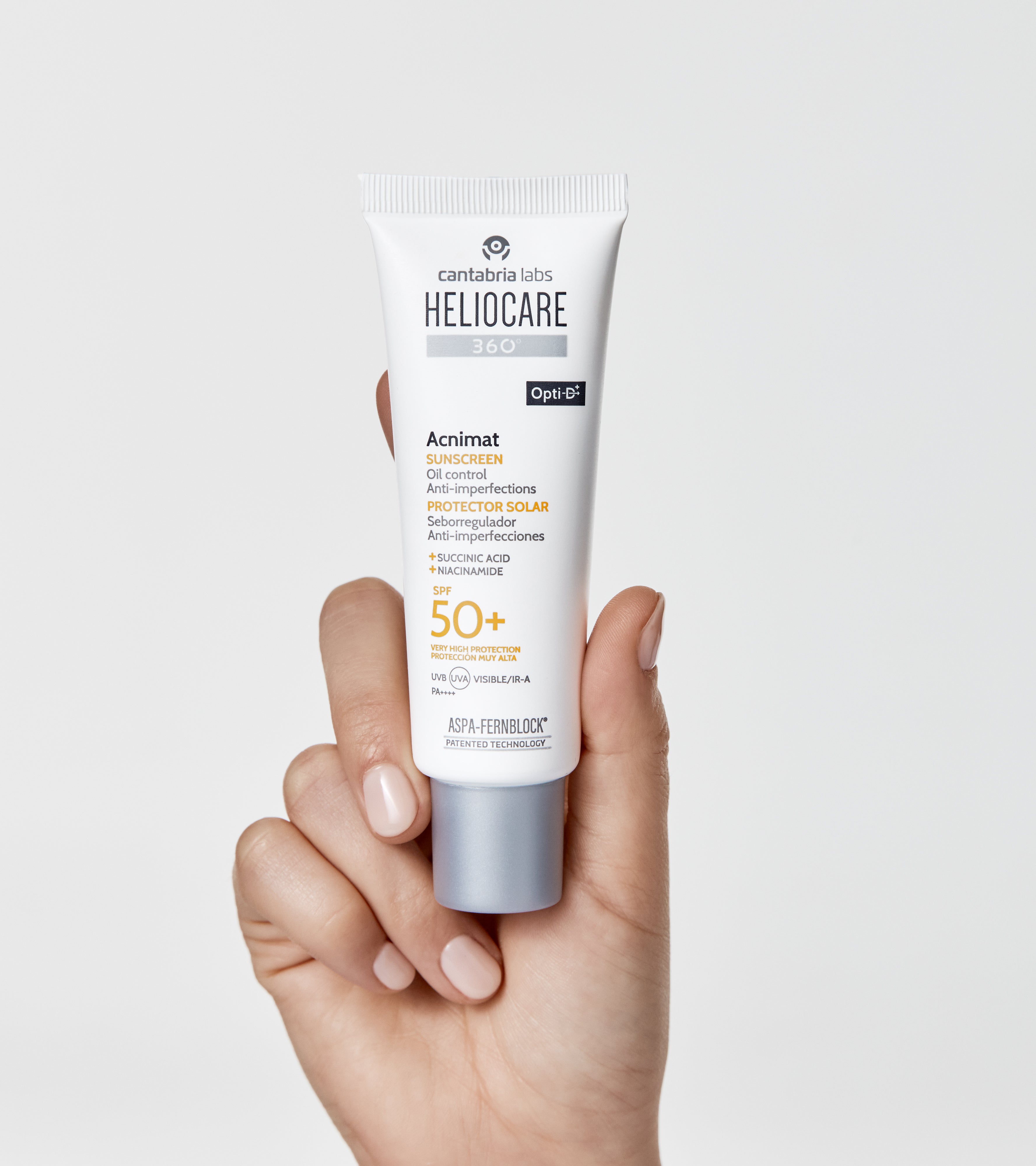 CANT- HELIOCARE 360 ACNIMAT